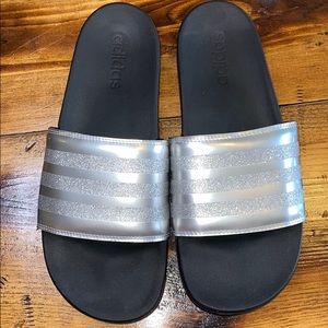 New without the tags Adidas size 11 silver slides
